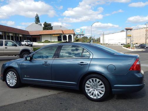 2011 Ford Fusion Hybrid Base