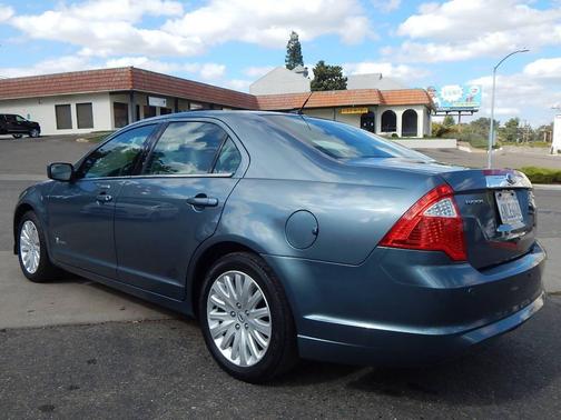 2011 Ford Fusion Hybrid Base