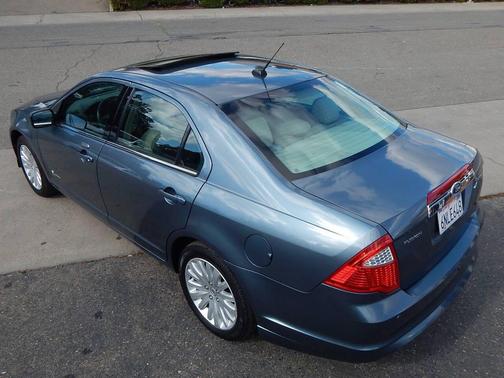 2011 Ford Fusion Hybrid Base