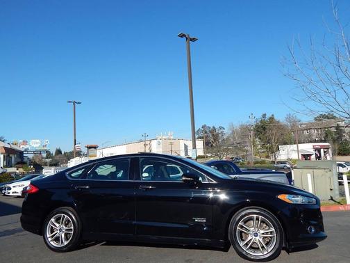2016 Ford Fusion Energi Titanium