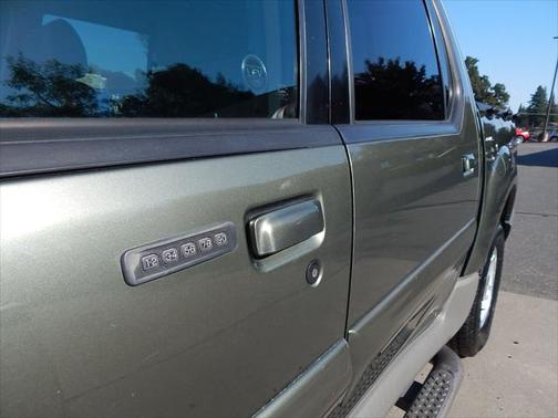 2001 Ford Explorer Sport Trac Base