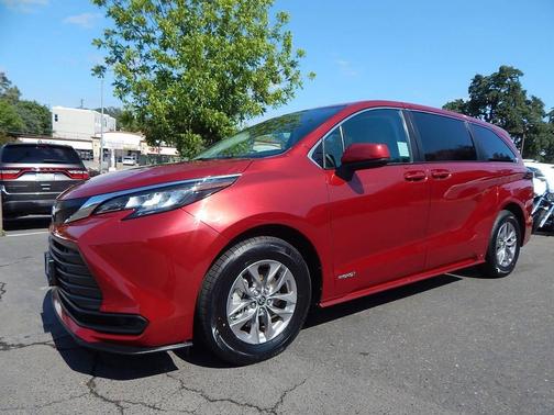 Burgundy 2021 Toyota Sienna LE