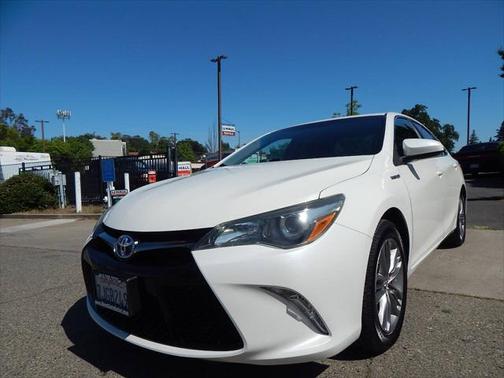 2015 Toyota Camry Hybrid SE