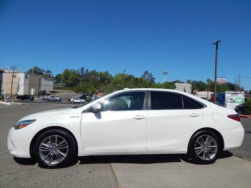 2015 Toyota Camry Hybrid SE