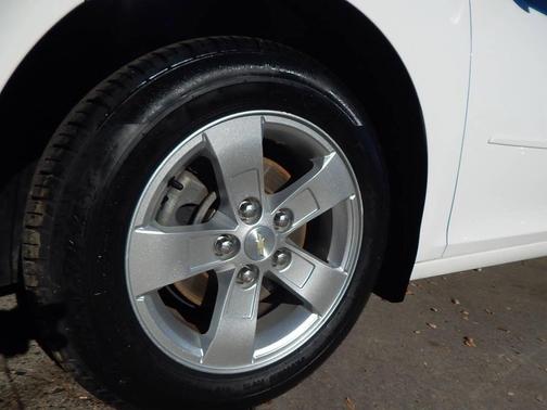 2013 Chevrolet Malibu 1LS