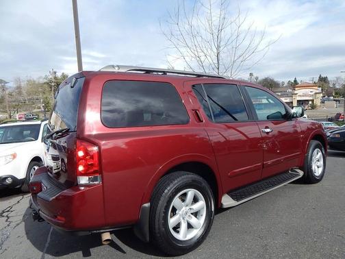 2012 Nissan Armada SV