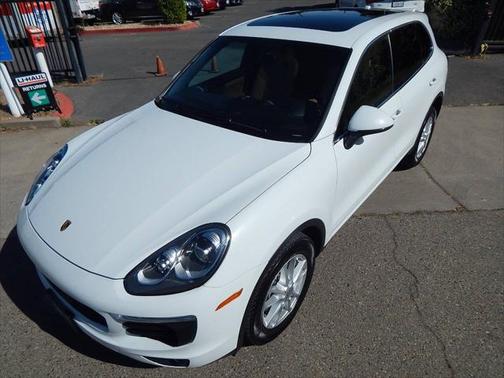 2016 Porsche Cayenne S