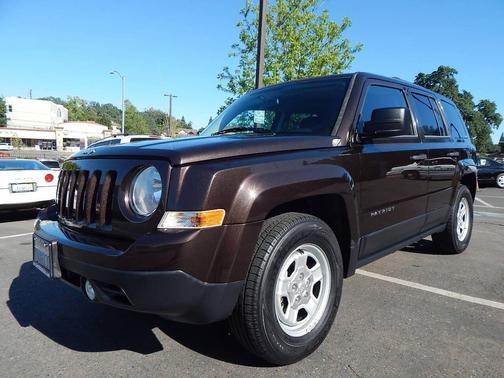 Rugged Brown Pearlcoat 2014 Jeep Patriot Sport