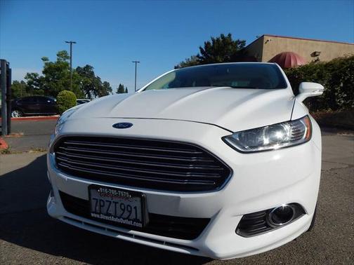 2016 Ford Fusion Energi SE Luxury