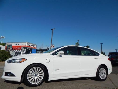2016 Ford Fusion Energi SE Luxury