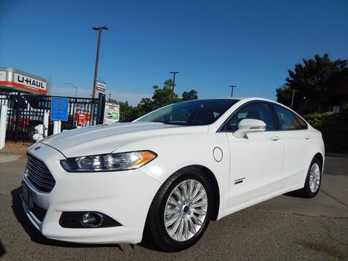 2016 Ford Fusion Energi SE Luxury