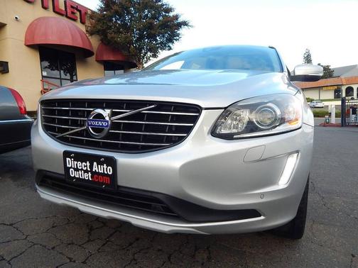 2017 Volvo XC60 T6 Inscription
