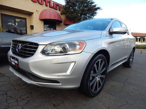 2017 Volvo XC60 T6 Inscription