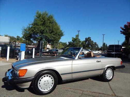 1987 Mercedes-Benz S-Class 560 SL 2dr Convertible