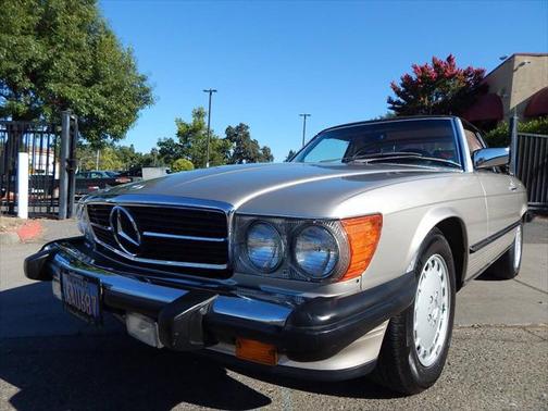 1987 Mercedes-Benz S-Class 560 SL 2dr Convertible