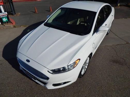 2016 Ford Fusion Energi SE Luxury