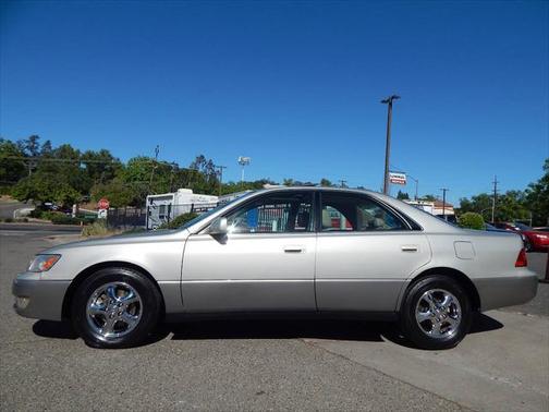 1998 Lexus ES 300 Base