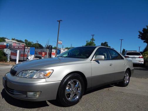1998 Lexus ES 300 Base