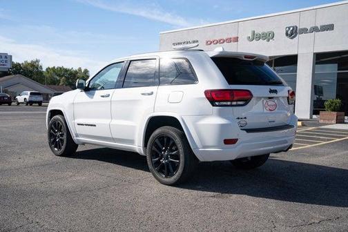 2021 Jeep Grand Cherokee Laredo X 4x4