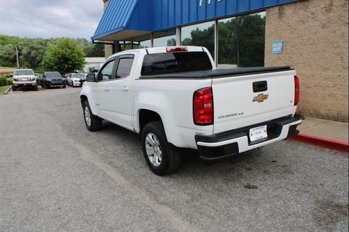 White 2020 Chevrolet Colorado LT