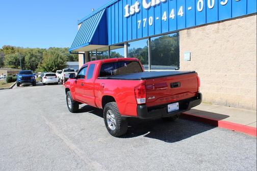 2016 Toyota Tacoma SR