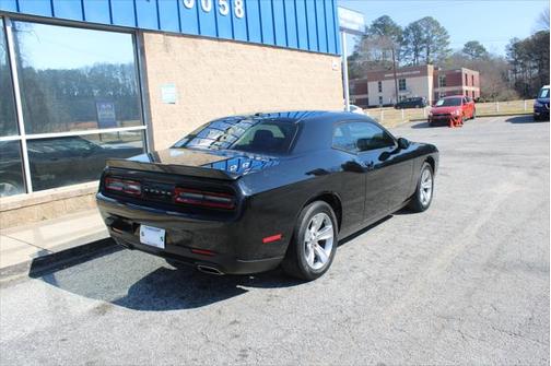 2019 Dodge Challenger SXT