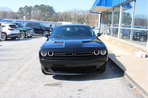 2019 Dodge Challenger SXT