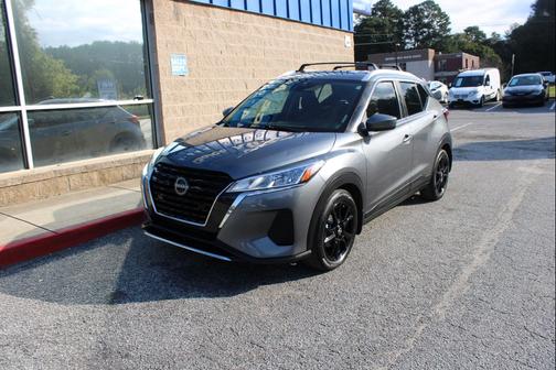 2022 Nissan Kicks SV