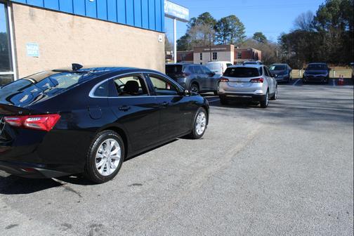 2021 Chevrolet Malibu 4dr Sdn LT
