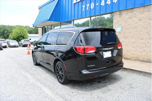 2020 Chrysler Voyager LXI