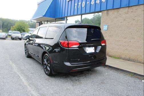 2018 Chrysler Pacifica Touring Plus