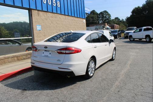 2020 Ford Fusion SE FWD