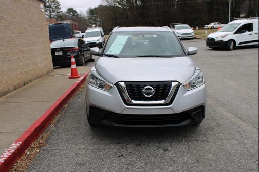 2019 Nissan Kicks SV