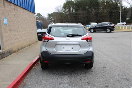 2019 Nissan Kicks SV