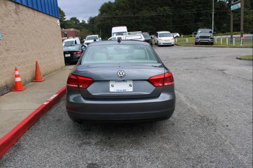 2015 Volkswagen Passat 1.8T Limited Edition