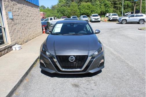 2022 Nissan Altima 2.5 S Sedan