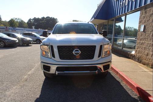 2019 Nissan Titan XD SV