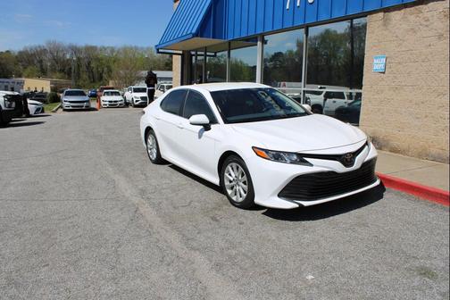 White 2019 Toyota Camry LE