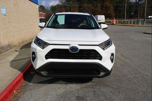 2021 Toyota RAV4 Hybrid XLE