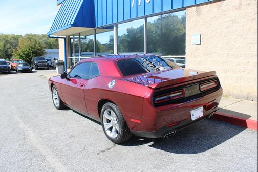 2021 Dodge Challenger SXT