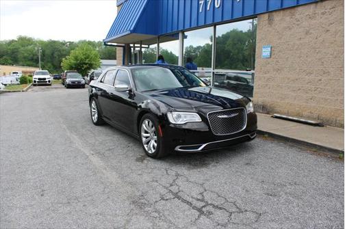 2018 Chrysler 300 Touring