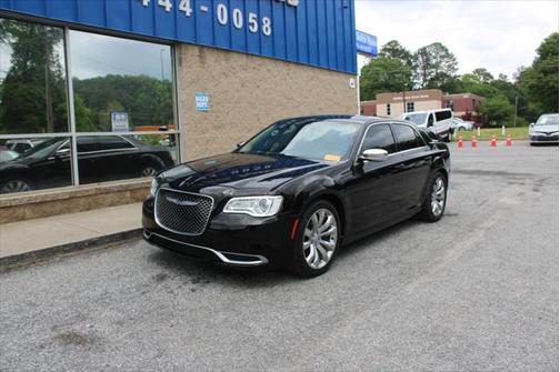 2018 Chrysler 300 Touring