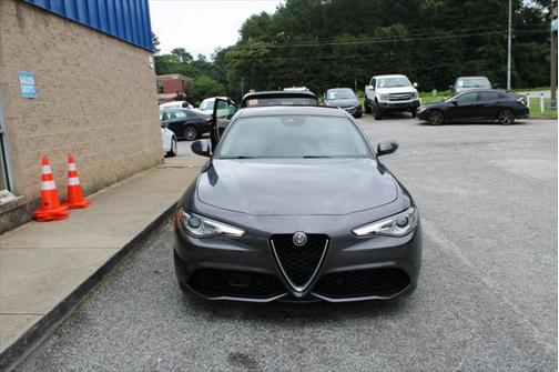 2017 Alfa Romeo Giulia Ti