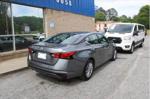 2022 Nissan Altima 2.5 S Sedan