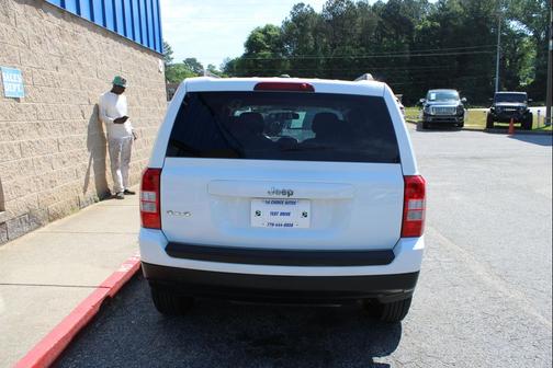 White 2016 Jeep Patriot Sport