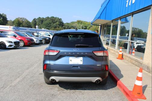 2020 Ford Escape SE