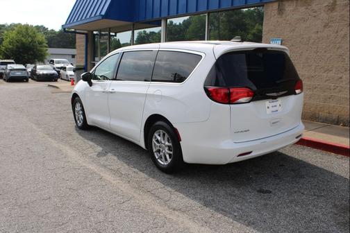 White 2022 Chrysler Voyager LX