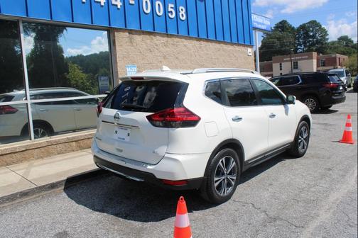 2017 Nissan Rogue SL