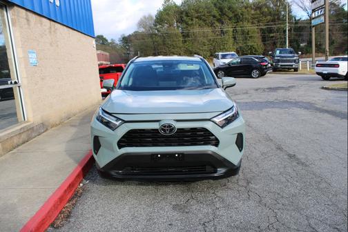 2022 Toyota RAV4 XLE