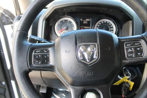 2020 RAM 1500 Classic SLT